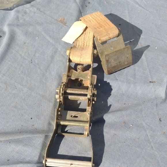 Heavy Duty Metal Ratchet Strap - Picture 1 of 2